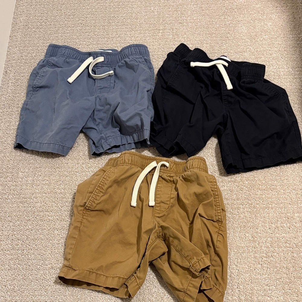 Bundle Old Navy shorts size 8